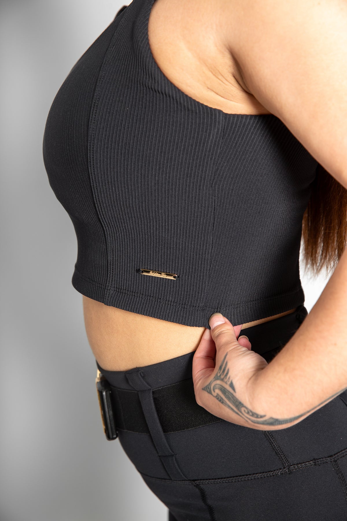 COMBO DEAL: Black Puhoro Leggings + Black Ribbed Crop